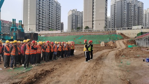 陜煤建設(shè)銅煤公司第三項目部：樹牢“安全”紅線意識 實現(xiàn)發(fā)展新目標