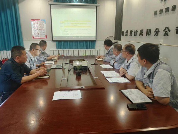 陜煤建設(shè)咸陽分公司安裝項目部：深化日常學習，剖析現(xiàn)場問題，實現(xiàn)學以致用