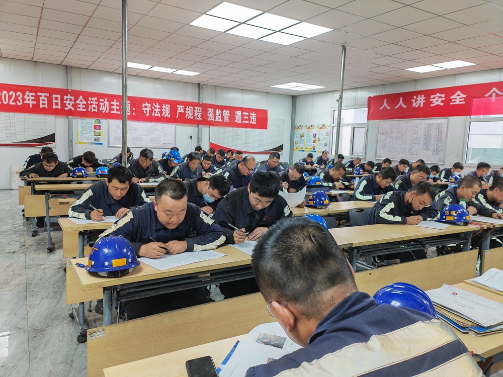 陜煤建設(shè)洗選煤運營公司紅柳林洗煤廠項目部： 加強設(shè)備管理，筑牢安全基石