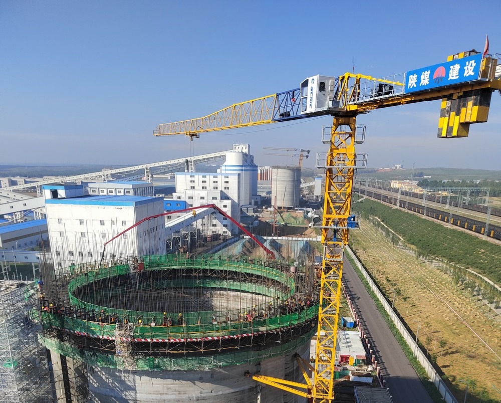 陜煤建設(shè)第二直屬項(xiàng)目部：滑模施工戰(zhàn)正酣，全力沖刺保進(jìn)度