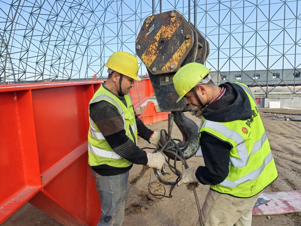 陜煤建設(shè)天工公司新疆第一項(xiàng)目部：酣戰(zhàn)十月黃金期，沖刺節(jié)點(diǎn)保進(jìn)度