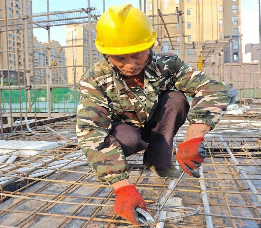 立冬，建筑工人的堅(jiān)守