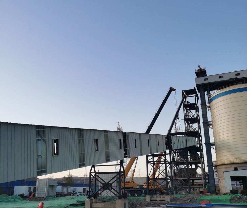 陜煤建設(shè)天工公司土建第二十五項目部：細化“人、材、機”管理，助力棧橋順利吊裝