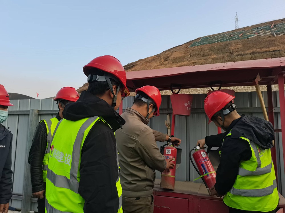 陜煤建設(shè)韓城分公司土建九項目部：“青”力保安全，助力“百日安全行”