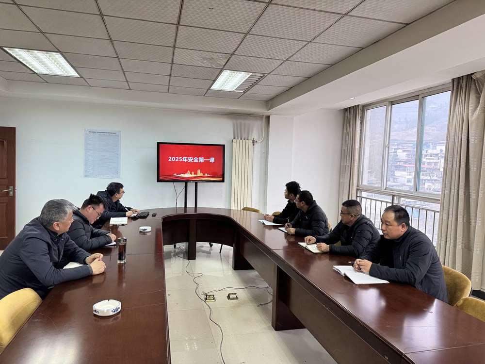 陜煤建設(shè)漢中分公司：復(fù)工復(fù)產(chǎn)正當(dāng)時，元宵佳節(jié)暖人心