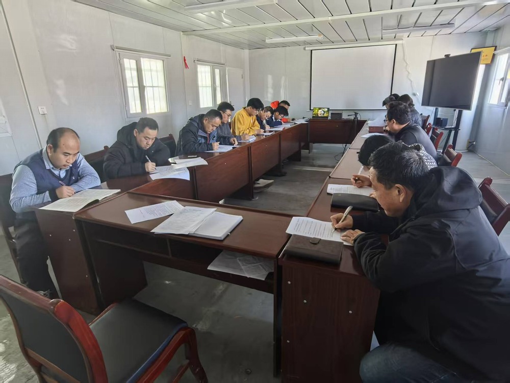 陜煤建設(shè)天工公司新疆第一項(xiàng)目部：“課”不容緩，筑牢復(fù)工安全防線