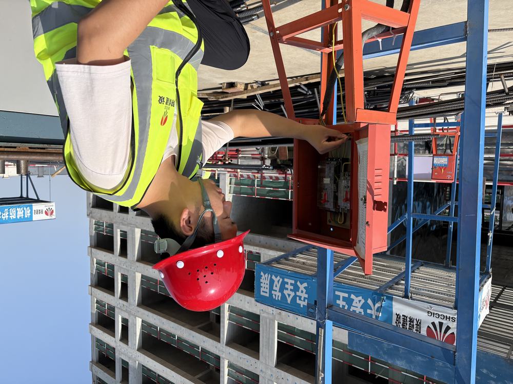 陜煤建設天工公司的 520 硬核告白：安全帽作玫瑰，卷尺圖紙寫情詩