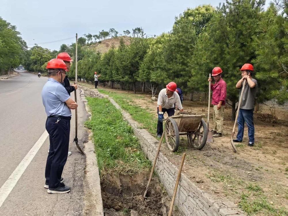 安全生產(chǎn)月超燃行動！清淤攻堅(jiān)顯身手 巧思護(hù)墻守安全