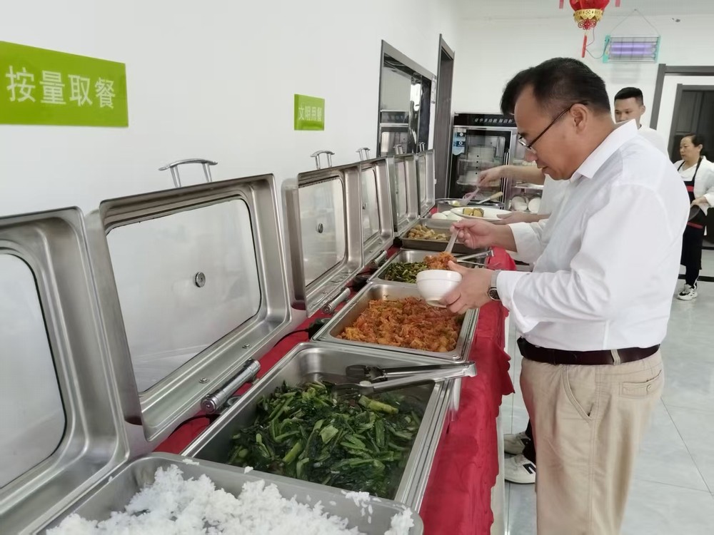 陜煤建設(shè)礦建三公司:從“舌尖”到“心間” 守護職工幸?！笔场肮?></div>
                                <div   id=