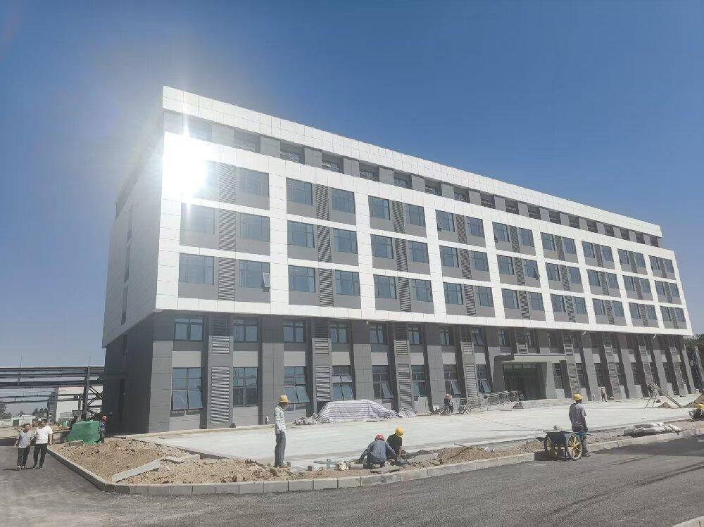 陜煤建設(shè)渭南分公司承建的胡家河二號風(fēng)井項目綜合樓工程順利通過竣工驗收