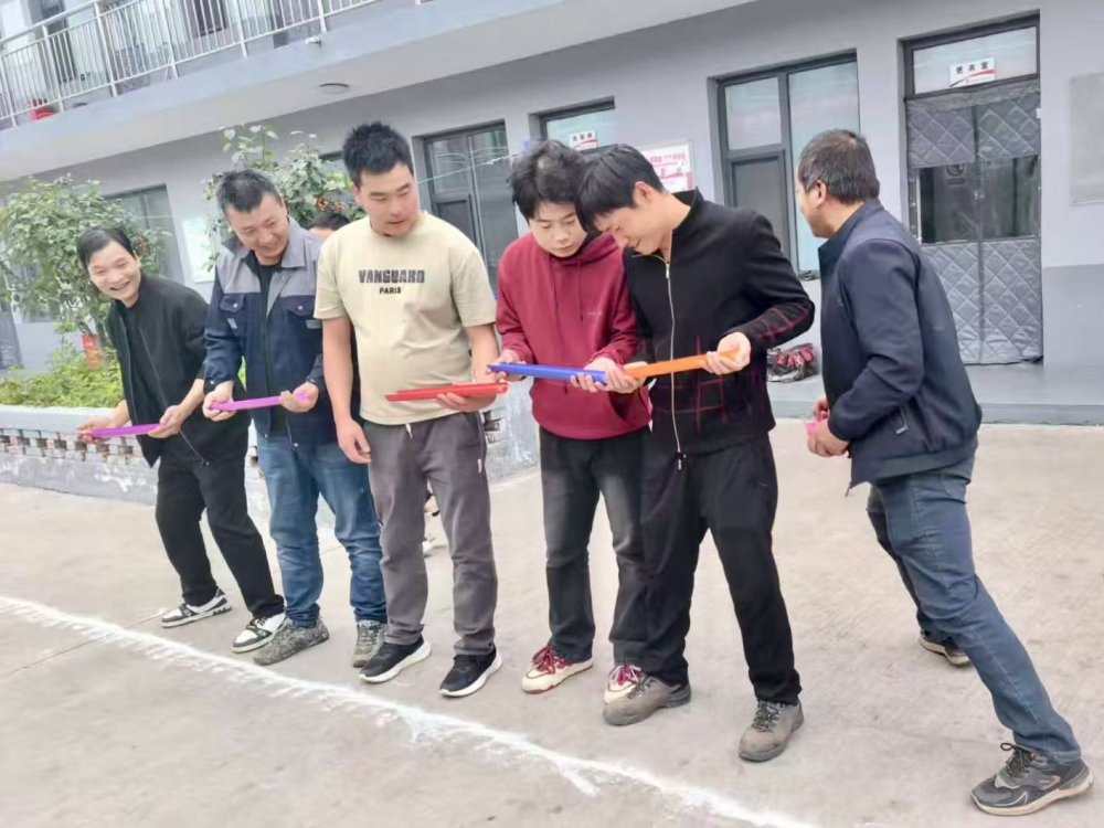 陜煤建設(shè)機(jī)電安裝公司神府項目部：雙節(jié)同慶聚合力 班組協(xié)作展風(fēng)采