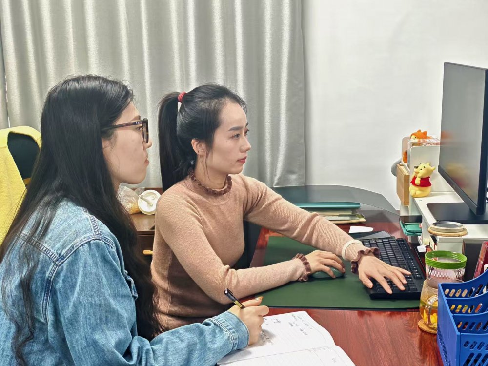 “賬”里春秋藏嚴謹，學中奮進護發(fā)展