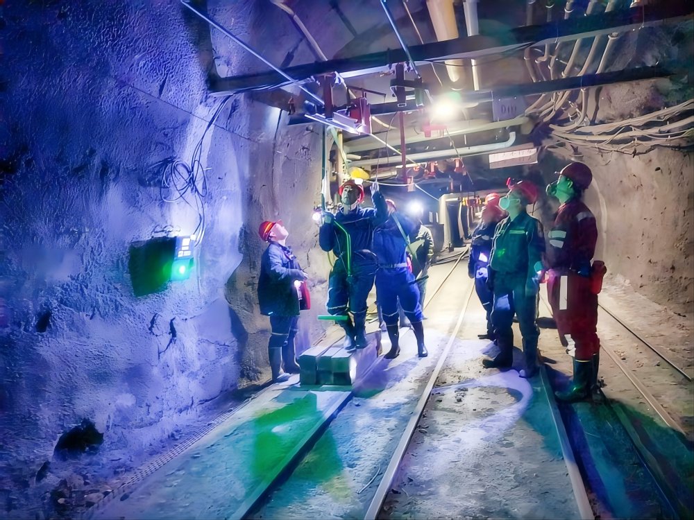 陜煤建設(shè)機(jī)電安裝公司玉華項目部：高標(biāo)準(zhǔn)完成架空乘人裝置安裝