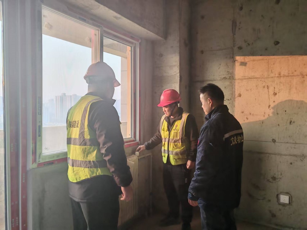 陜煤建設(shè)銅煤公司第十五項目部： 暖心護航采暖季?優(yōu)質(zhì)服務顯擔當