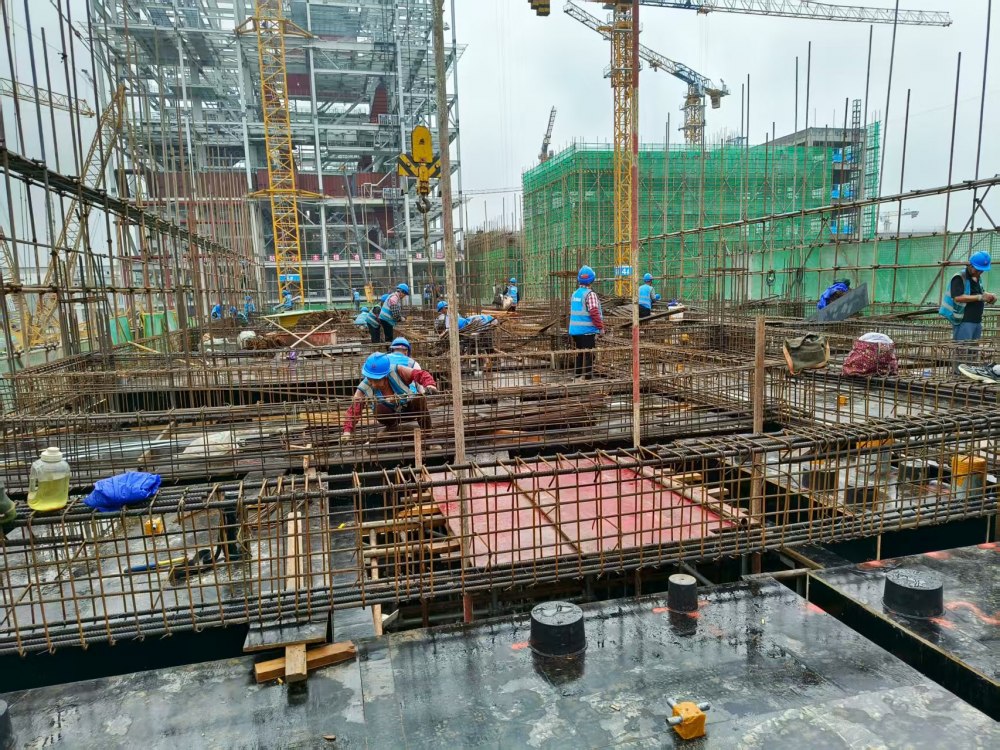 陜煤建設(shè)韓城分公司土建四項(xiàng)目部：歲寒攻堅(jiān)正當(dāng)時(shí)，鐵軍鏖戰(zhàn)展雄風(fēng)