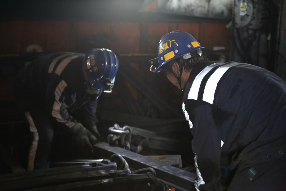 陜煤建設(shè)洗選煤運(yùn)營公司：四九安全“凍不住”   嚴(yán)管防線“牢如故”