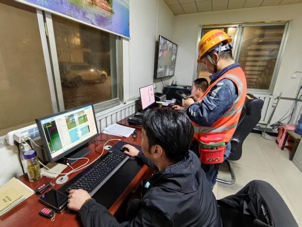 陜煤建設(shè)煤礦運(yùn)營服務(wù)分公司：聞令而動護(hù)穩(wěn)定 全力以赴筑防線