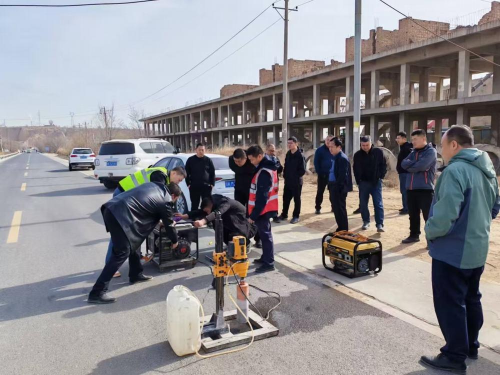 陜煤建設(shè)榆林公司承建的榆神熱電至南七路供熱管網(wǎng)工程N(yùn)2標(biāo)段順利通過竣工驗(yàn)收