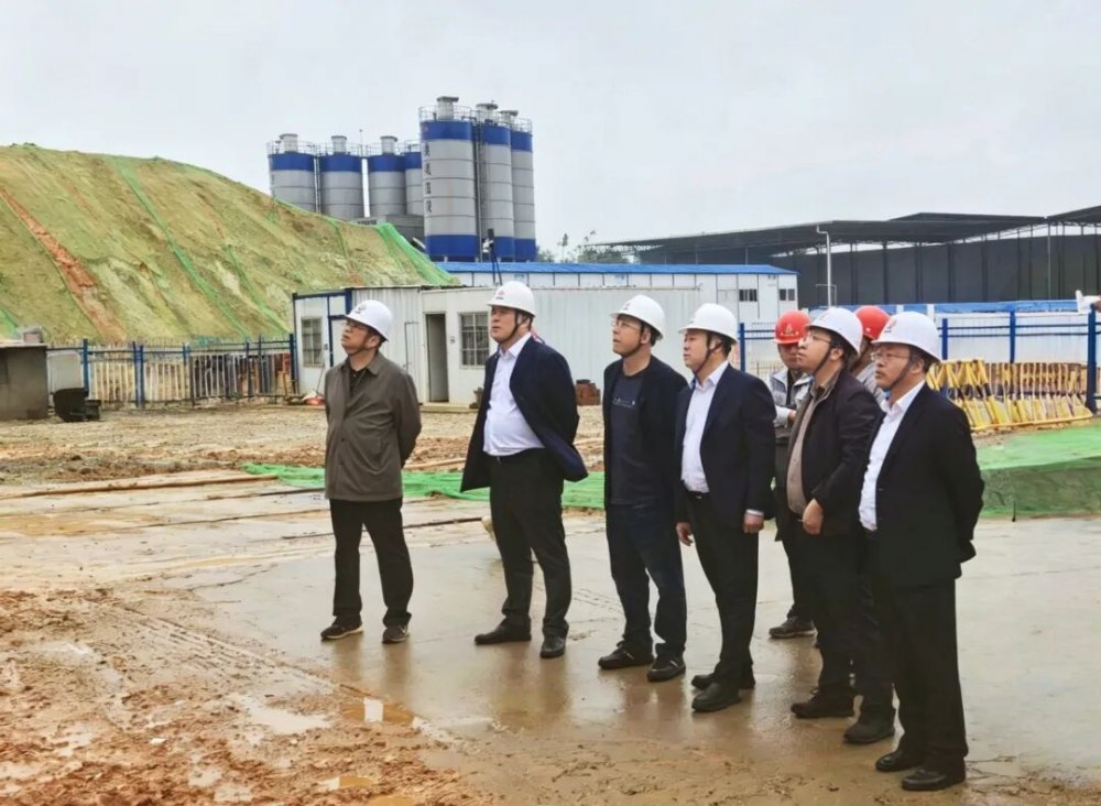 趙敬凱一行深入汨羅電廠項(xiàng)目檢查指導(dǎo)工作