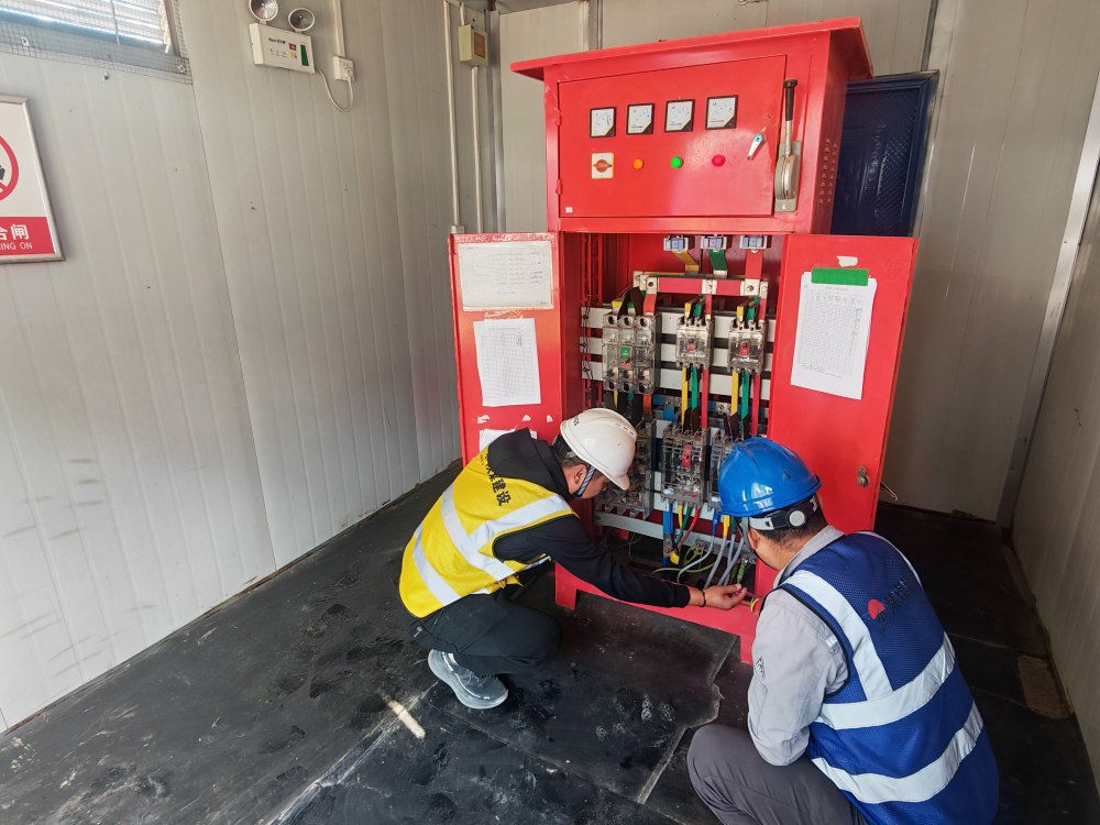 陜煤建設(shè)銅煤公司：守牢設(shè)備安全線?護(hù)航施工平安路