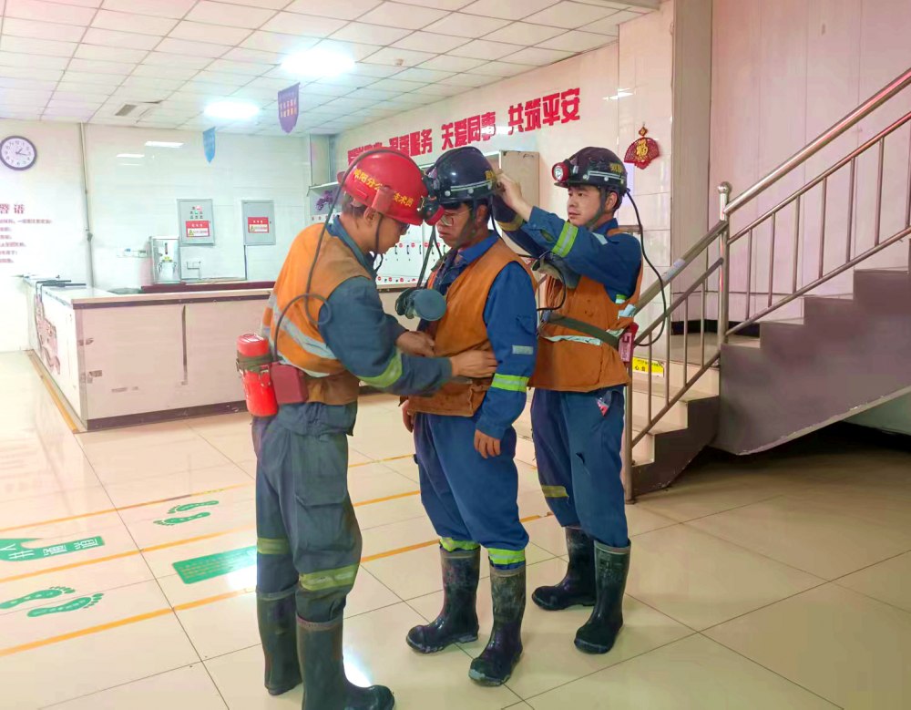 陜煤建設(shè)天工公司機(jī)電安裝第二項(xiàng)目部：嚴(yán)字當(dāng)頭筑防線 精字為要提質(zhì)效